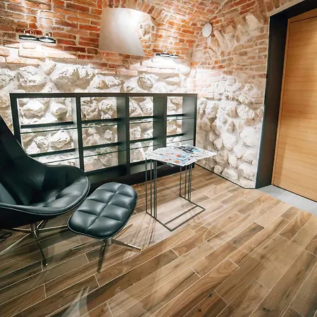 Modern By Wawel Castle * Krakow